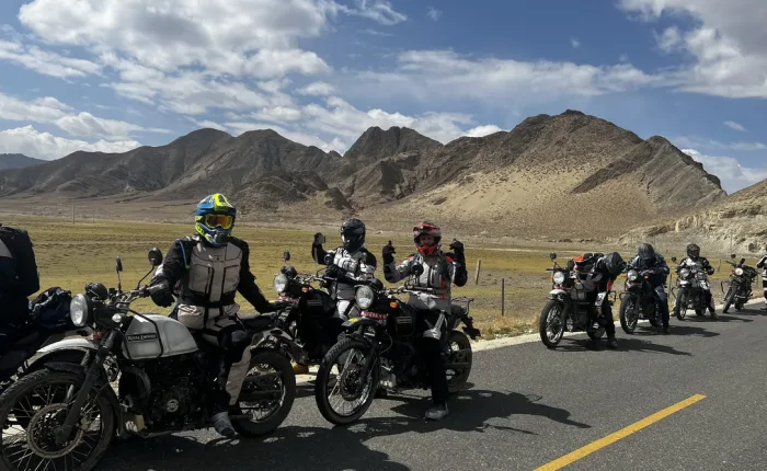himalayan motorbike tours in nepal